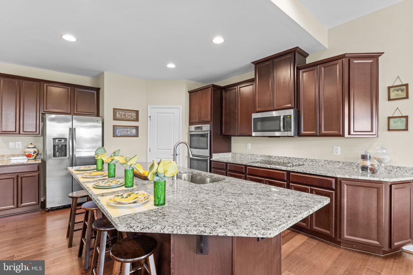 14204 Belle Avenue photo 22