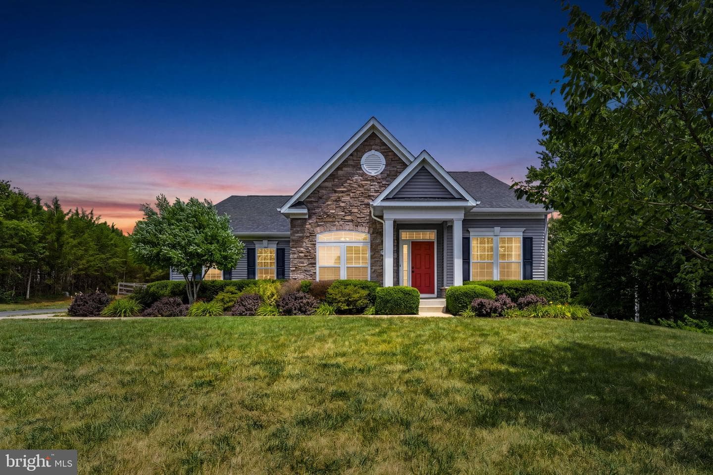 14204 Belle Avenue photo 4