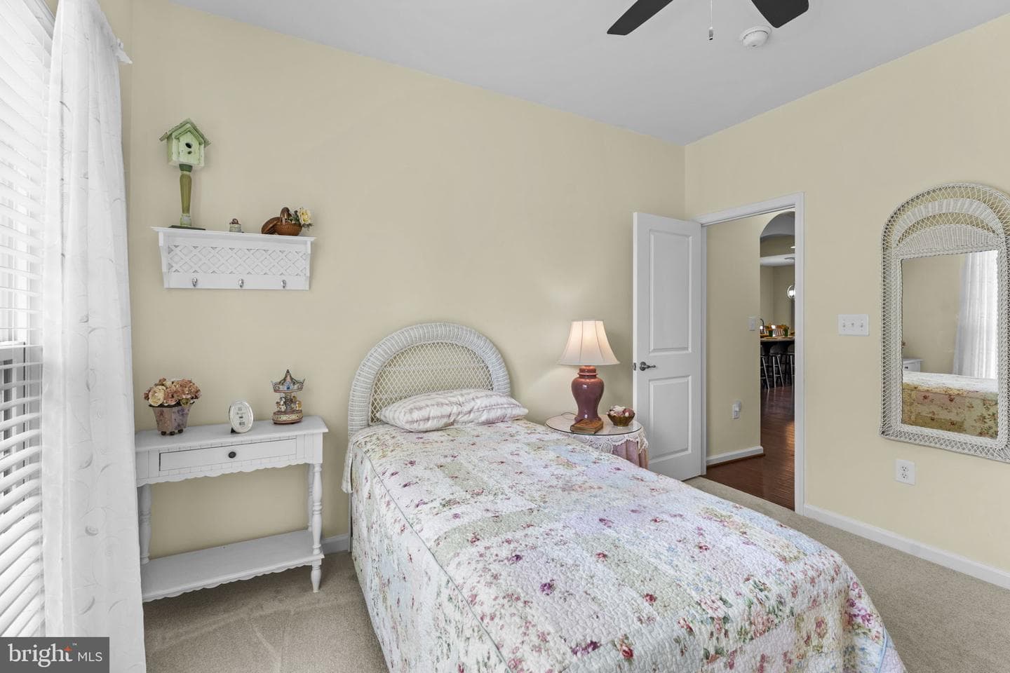 14204 Belle Avenue photo 41