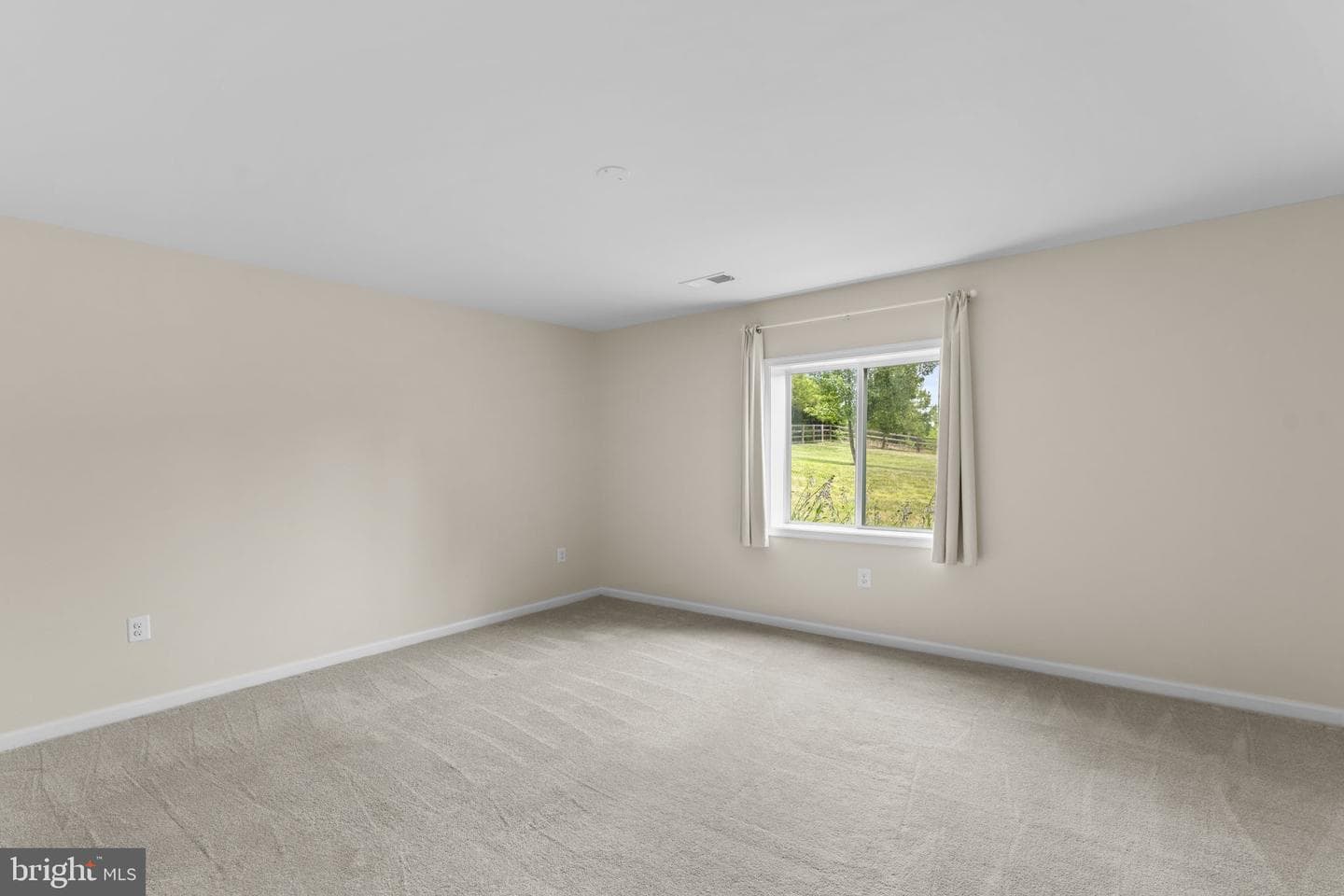 14204 Belle Avenue photo 63