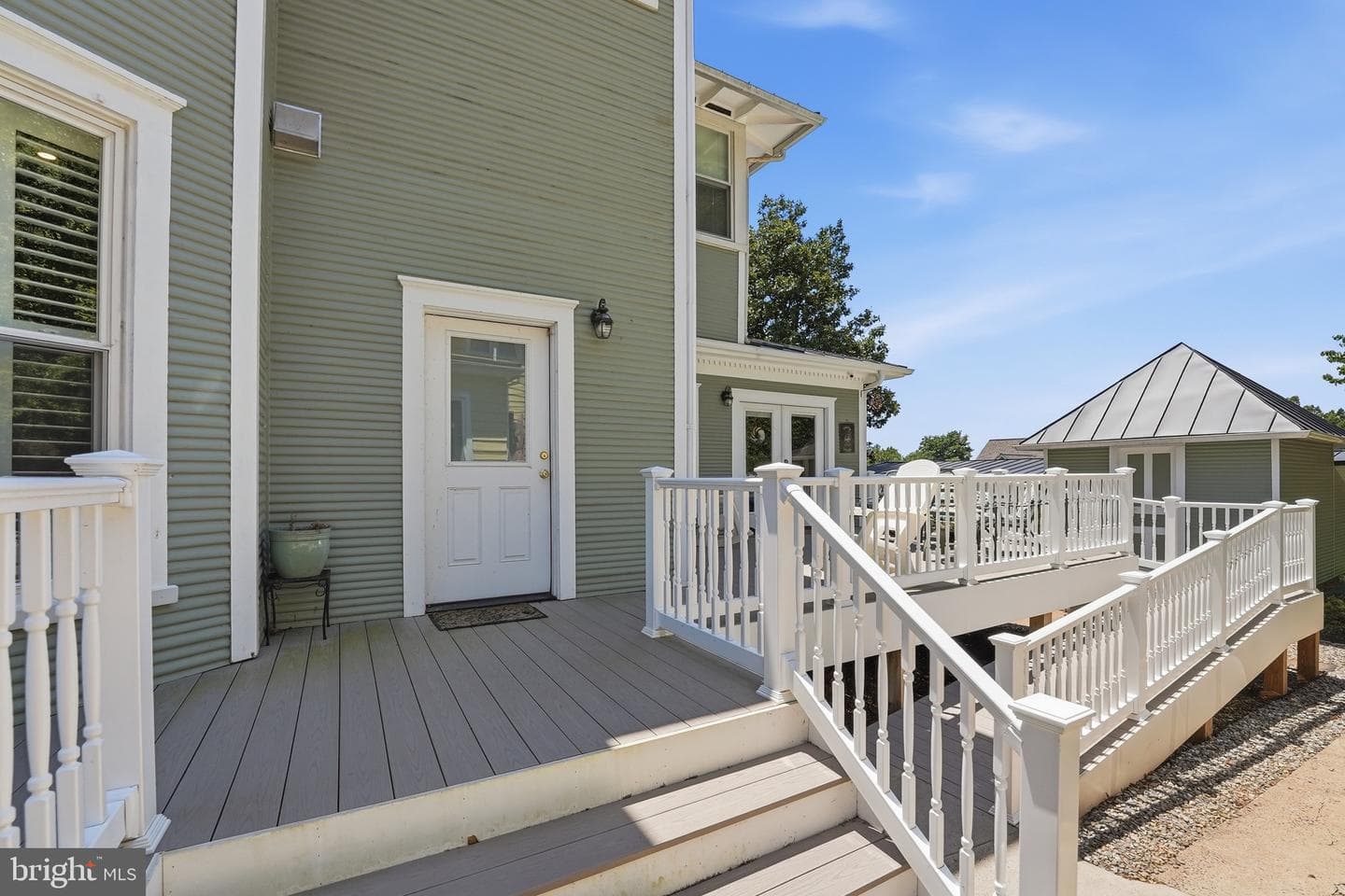 406 Macoy Ave photo 31