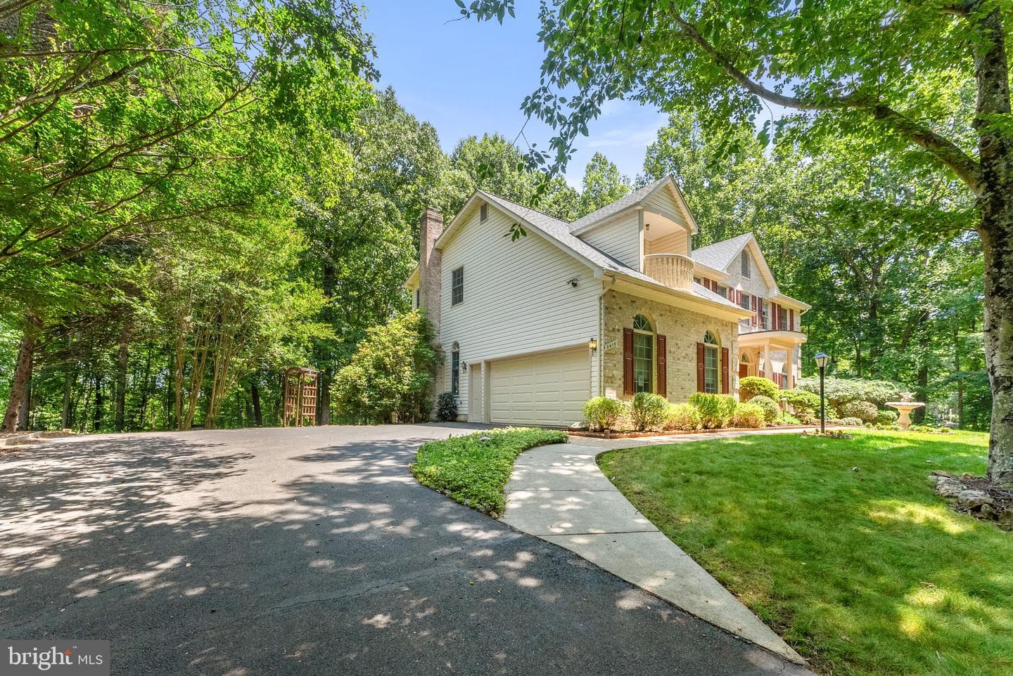 2415 Brighton Place photo 4