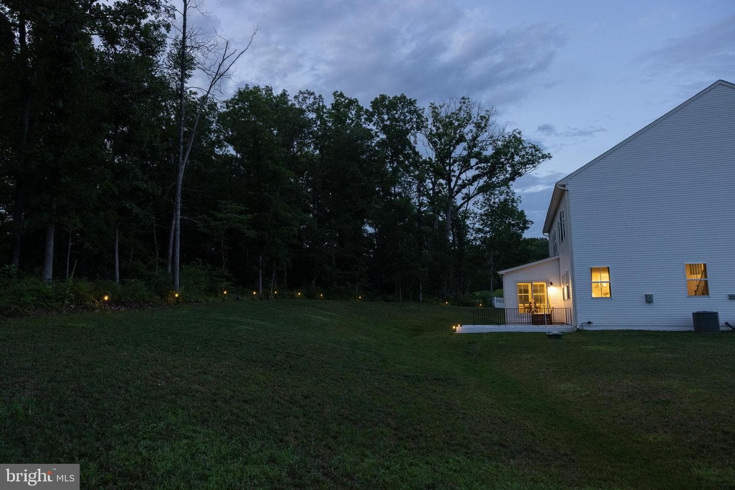 2375 Hawkshill Drive photo 106