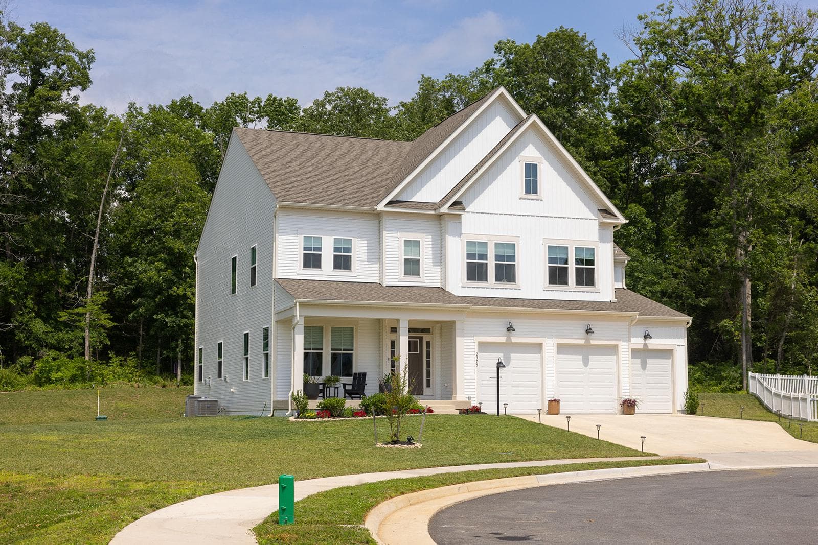 2375 Hawkshill Drive photo 3