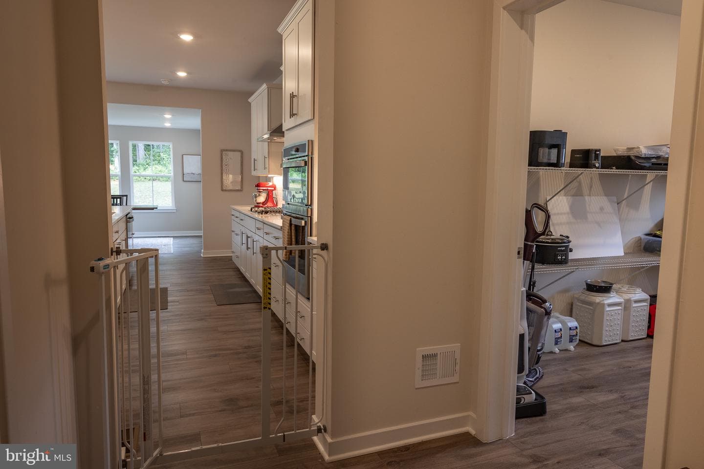 2375 Hawkshill Drive photo 45
