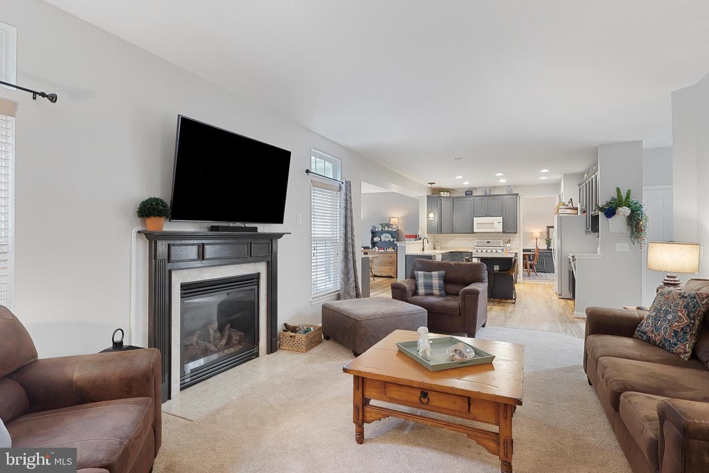 2060 Golf Dr photo 19