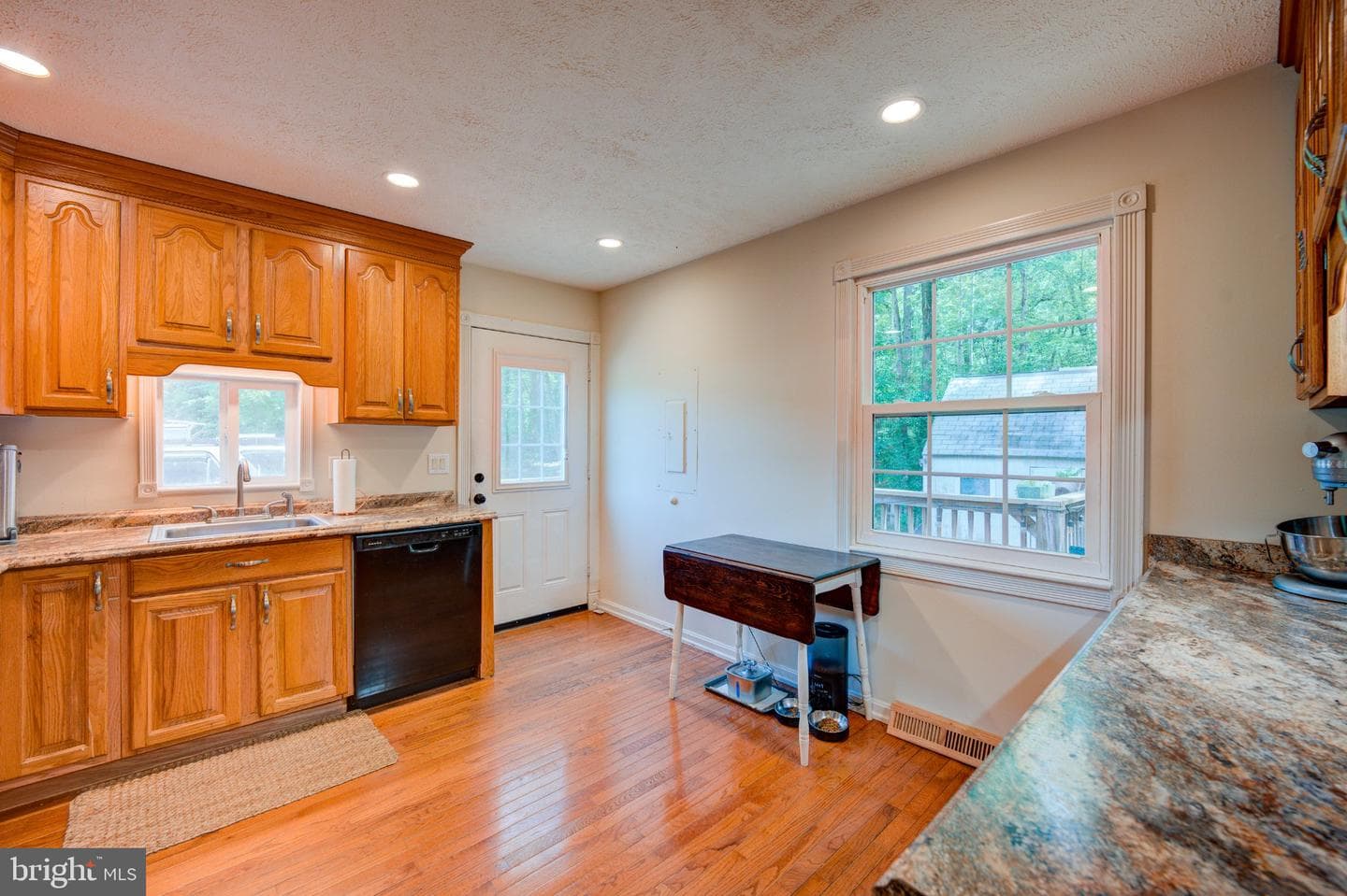 9595 Roys Lane photo 9