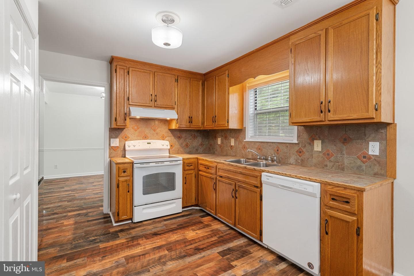 2309 Maplewood Drive photo 18
