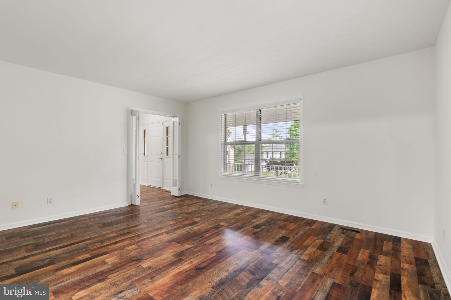 2309 Maplewood Drive photo 7