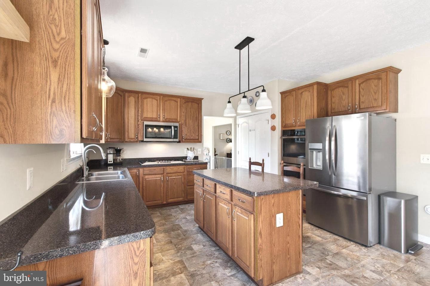 1036 Virginia Avenue photo 14