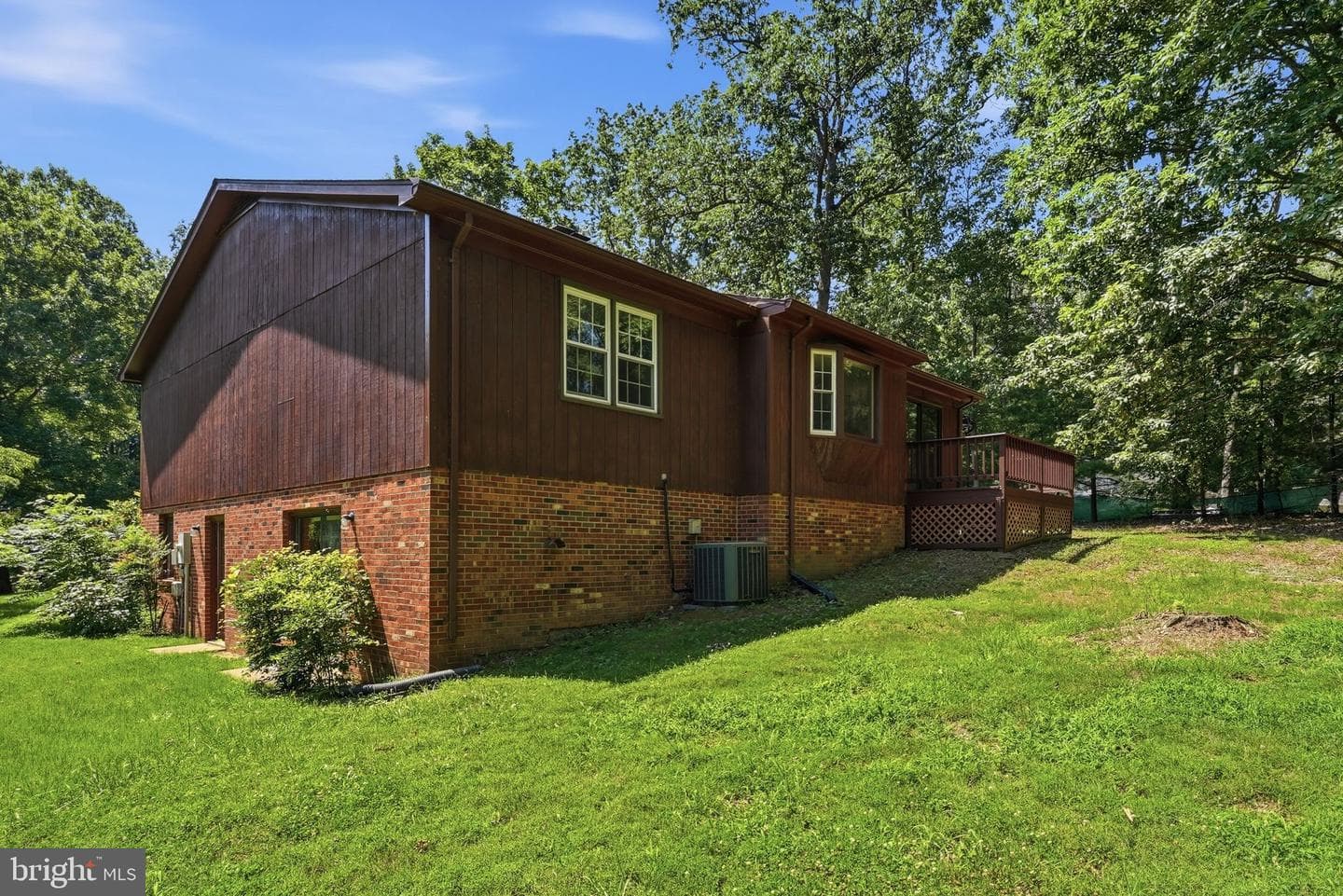 12389 Calvert Street photo 55