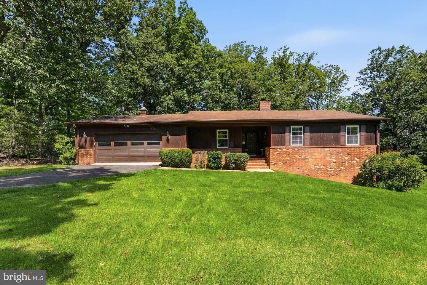 12389 Calvert Street photo 9