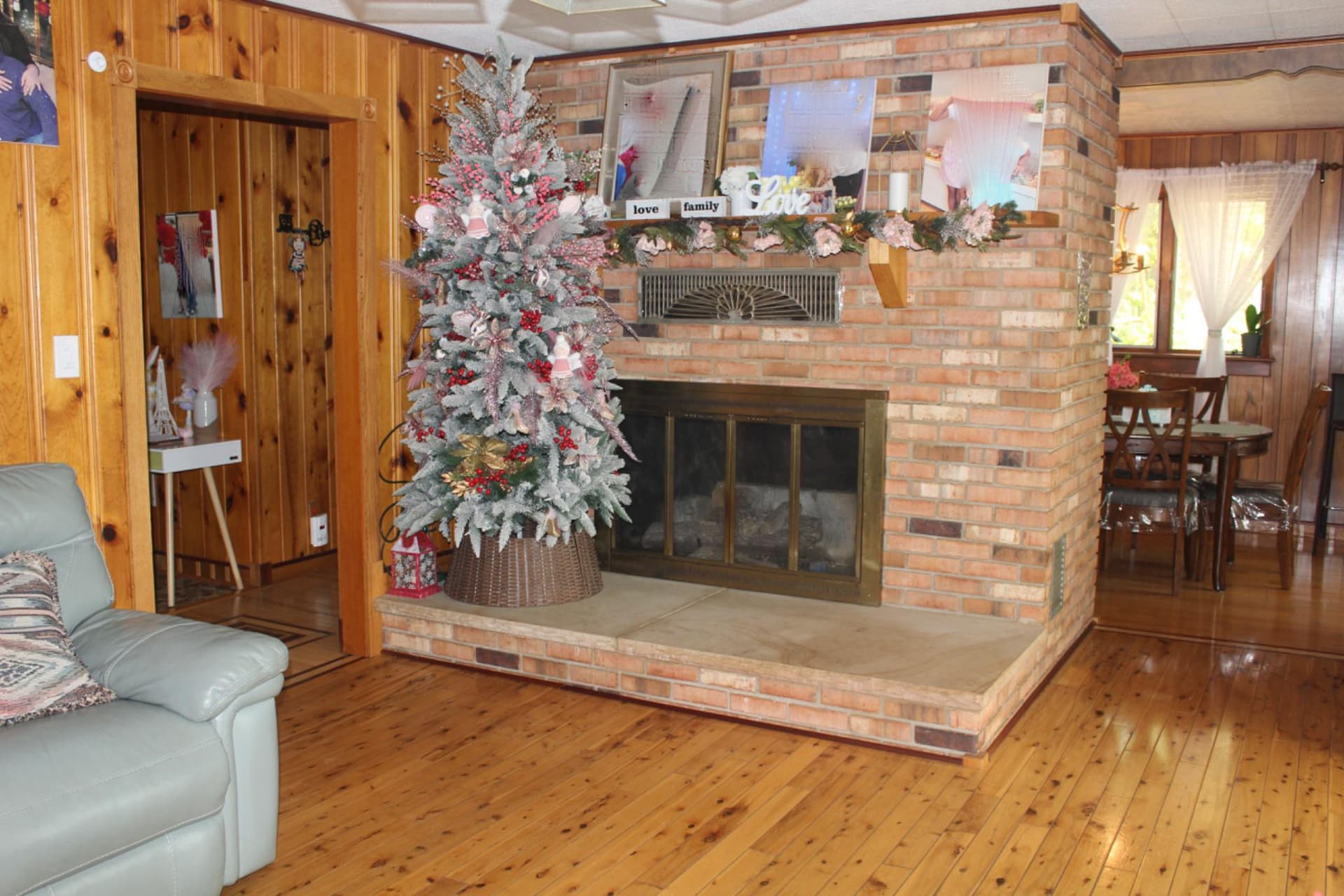 678 Lake Caroline Drive photo 12