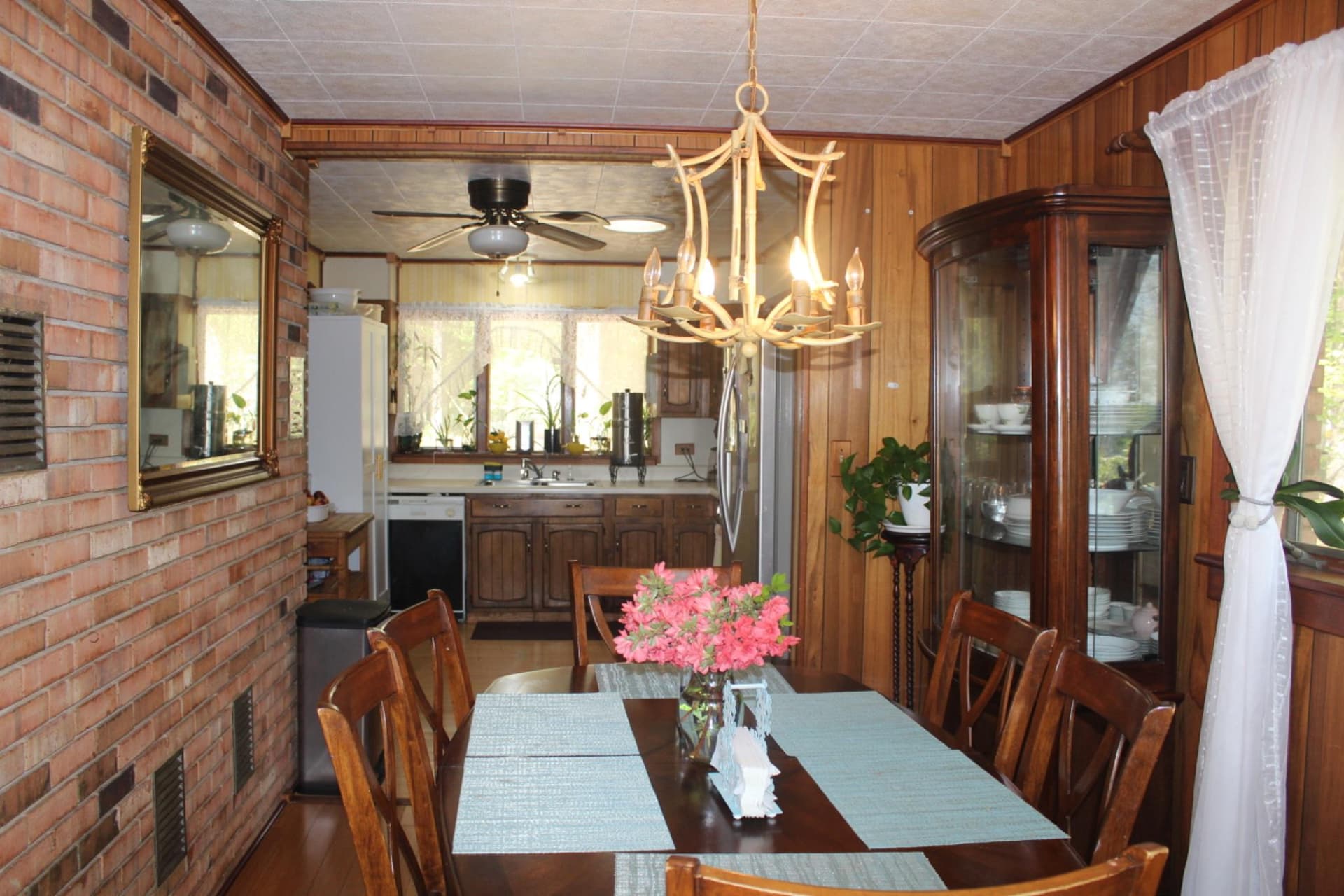 678 Lake Caroline Drive photo 13