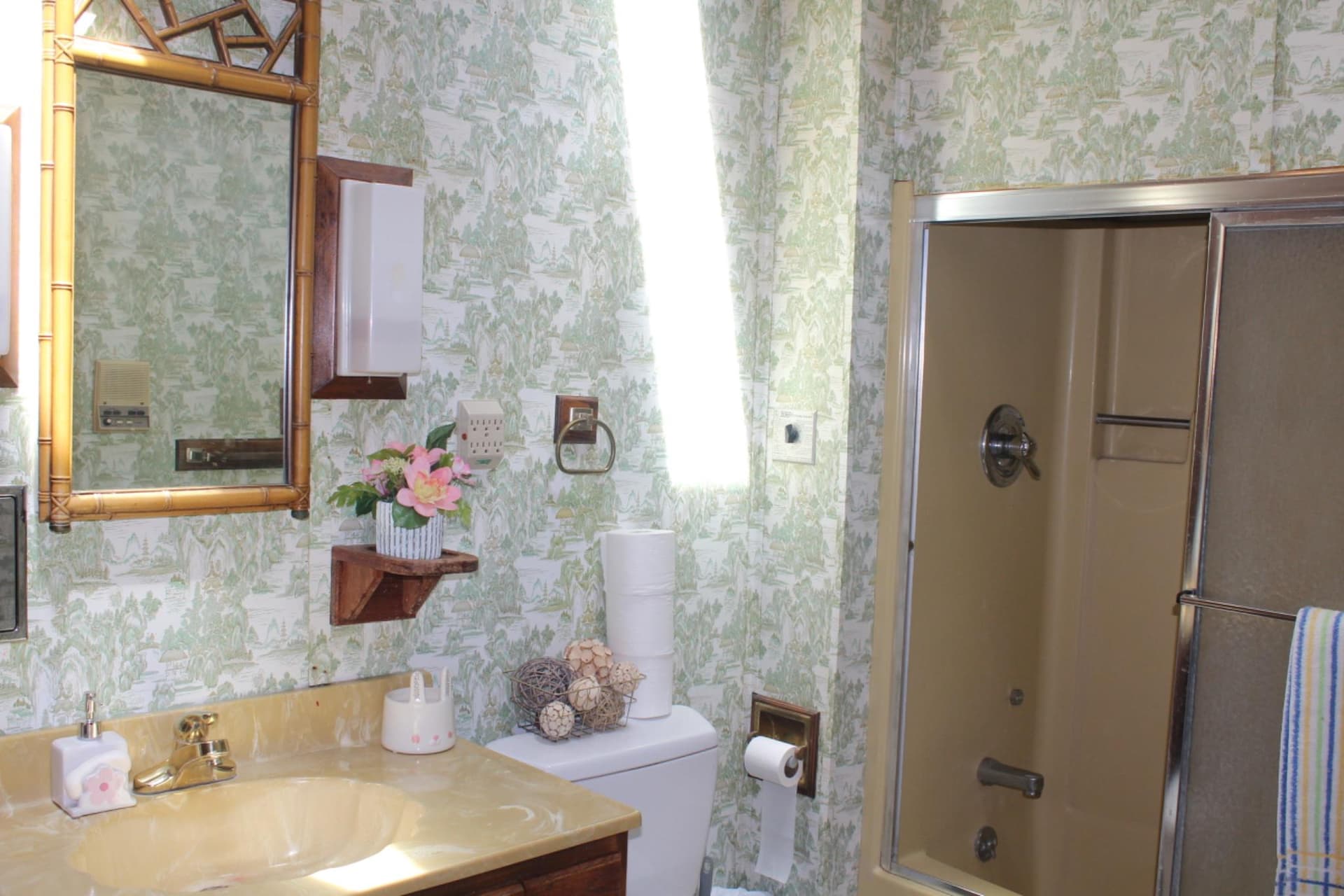 678 Lake Caroline Drive photo 21