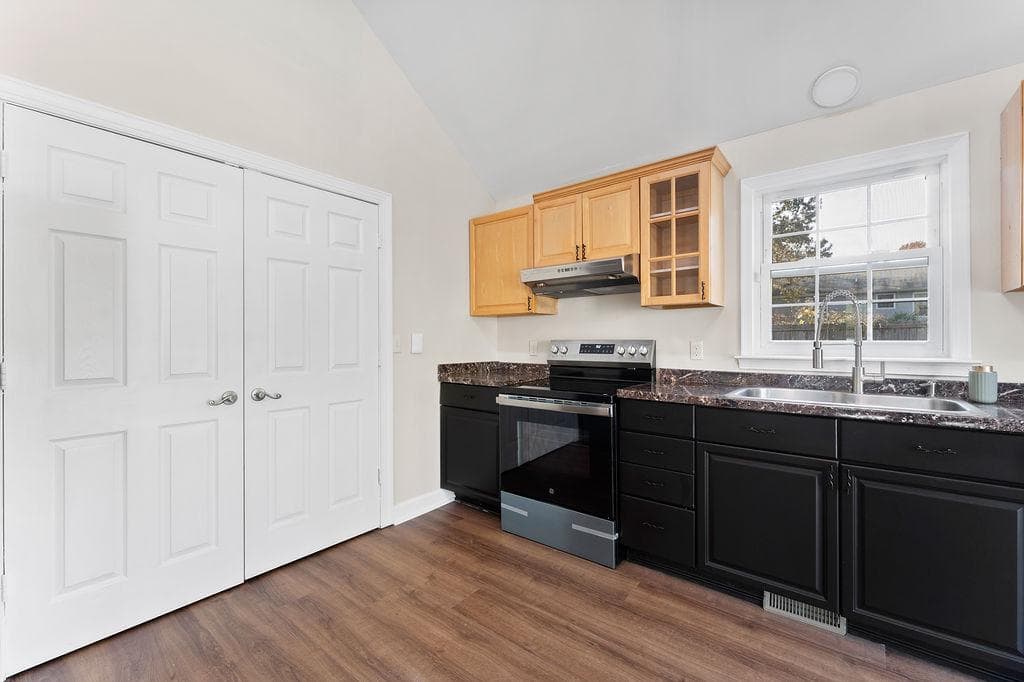 327 Union Drive photo 41