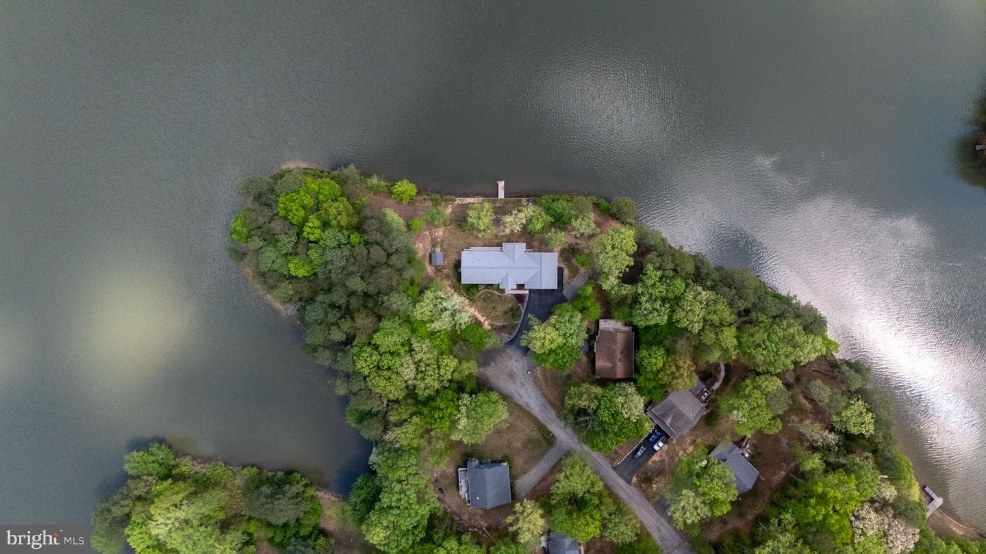 16 Merrimac Cove photo 74