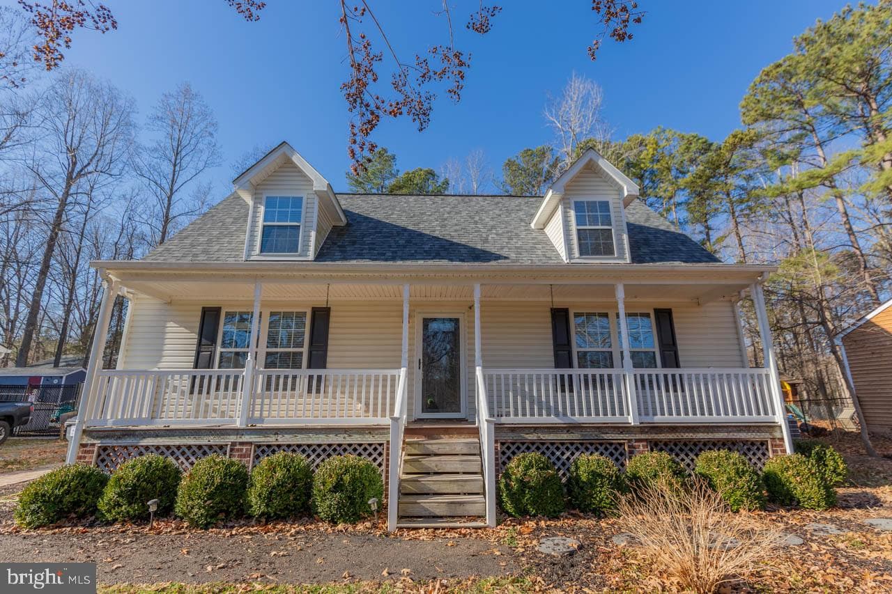 351 Lake Caroline Drive photo 2