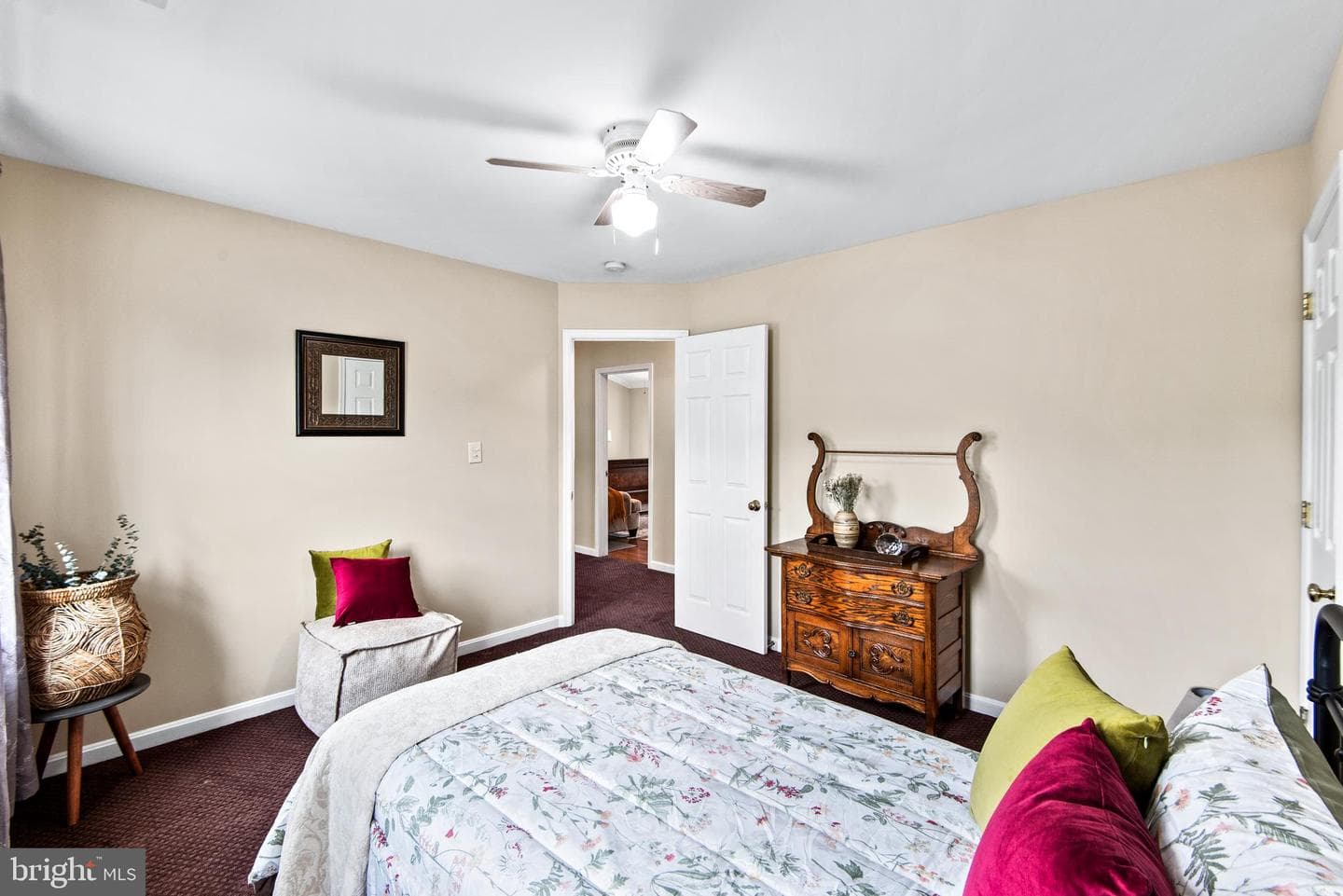 10417 Gallant Fox Way photo 33