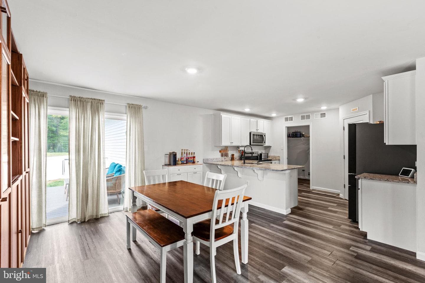6659 Sacagawea Street photo 11