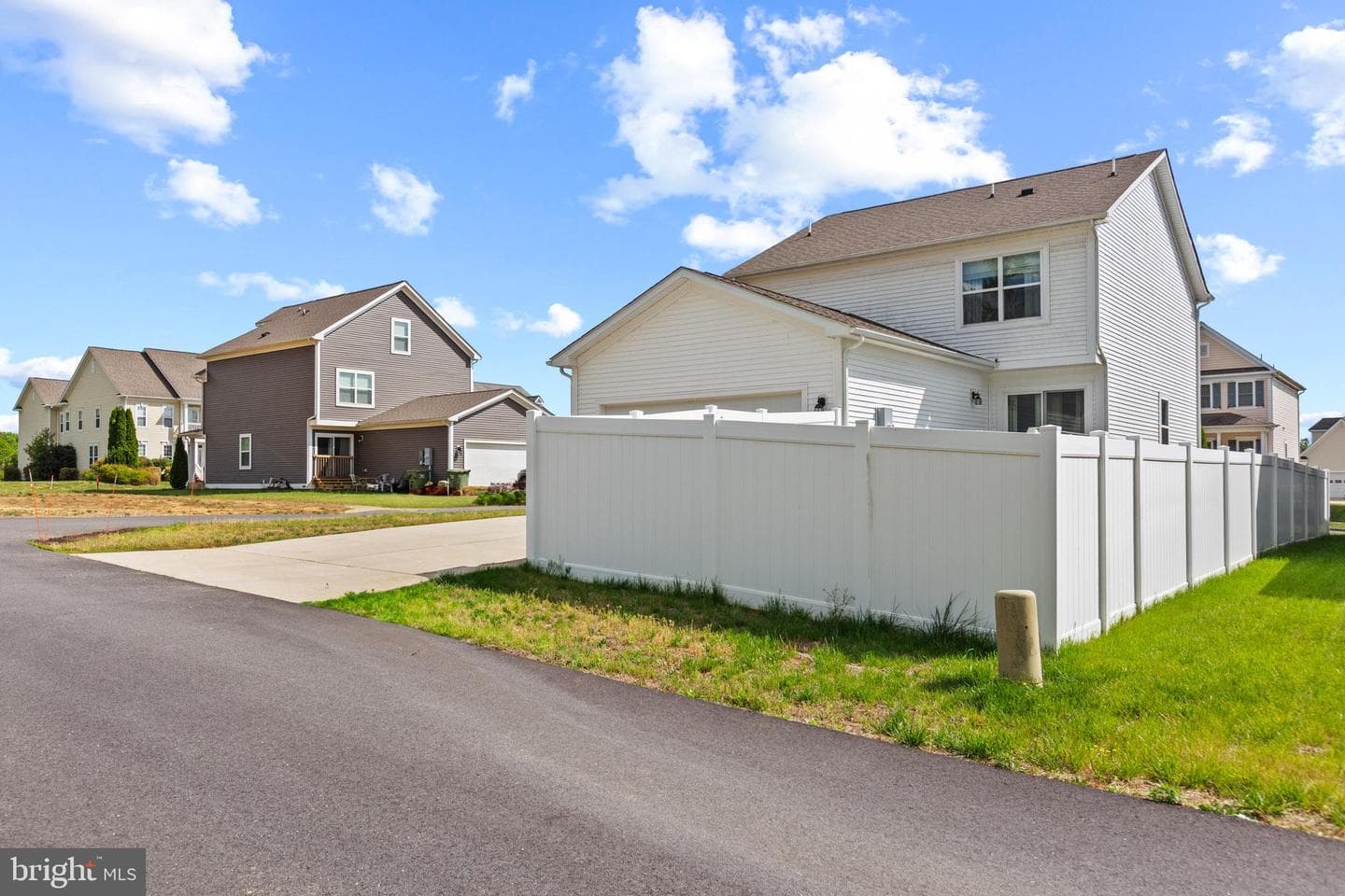 6659 Sacagawea Street photo 33