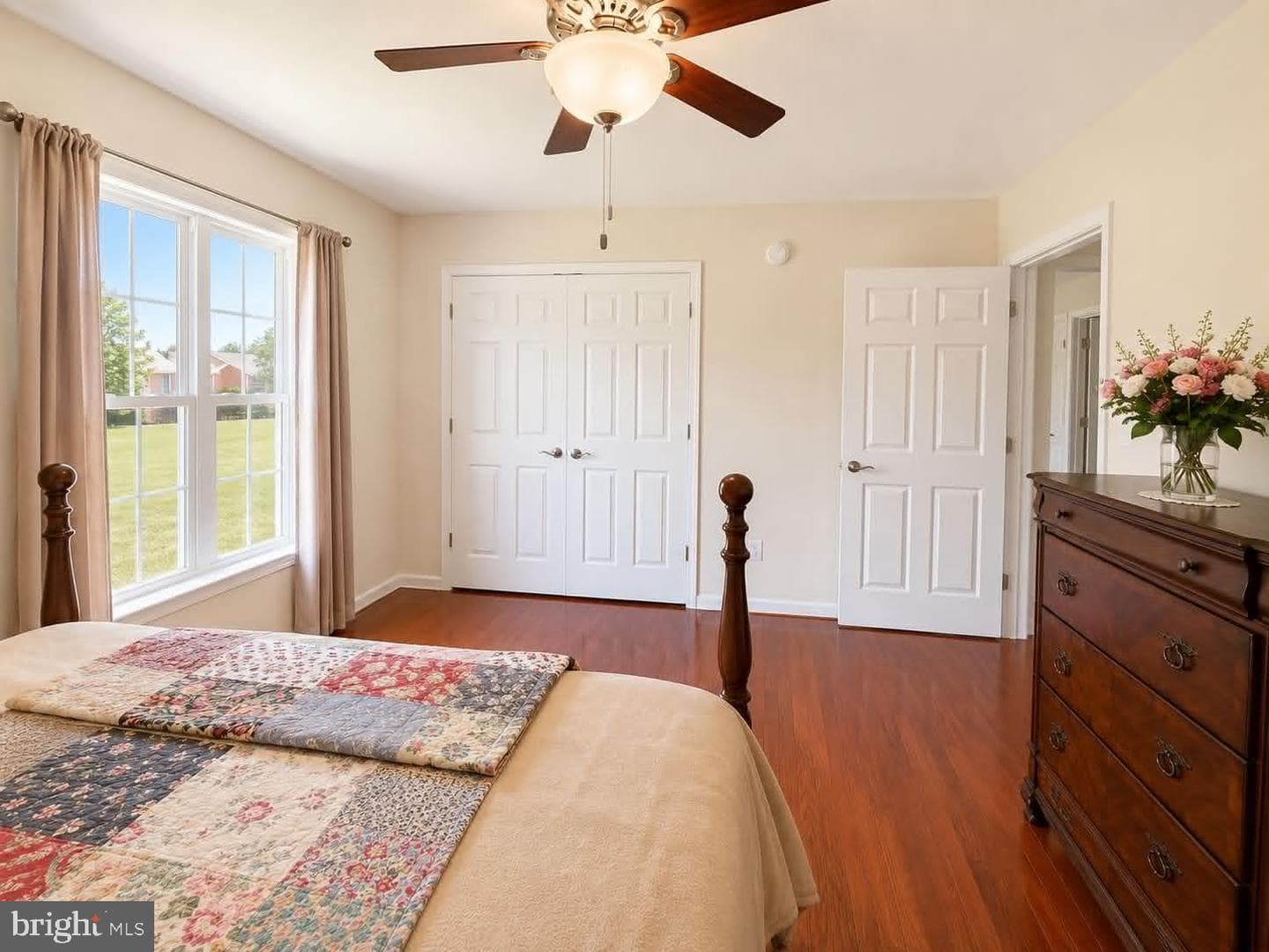 118 Gill Street photo 24