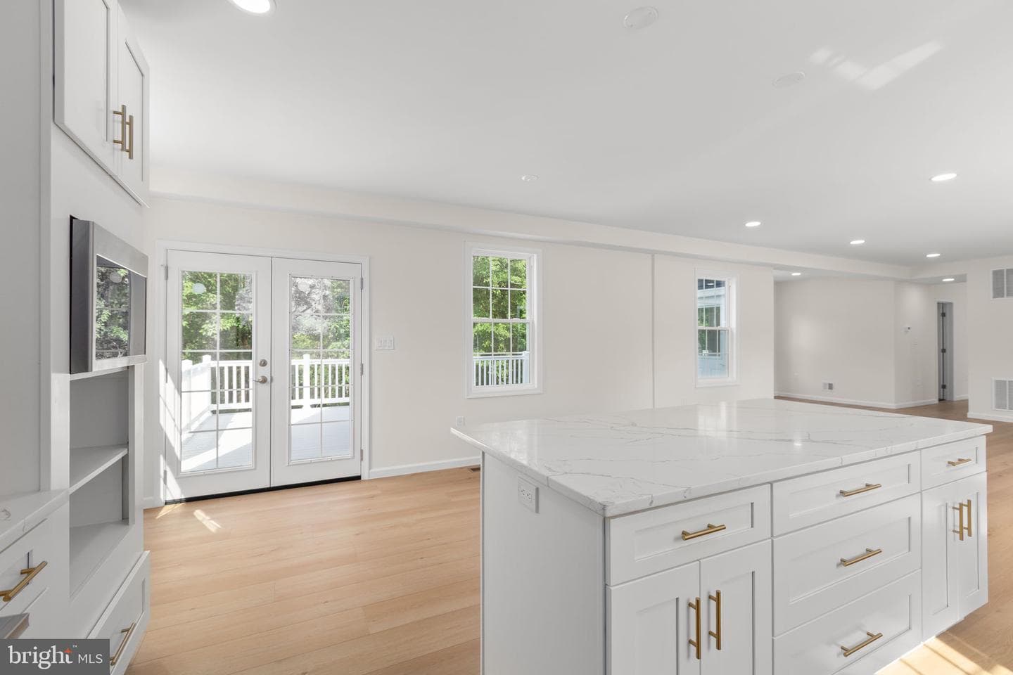 19005 Tidewater Trail photo 11