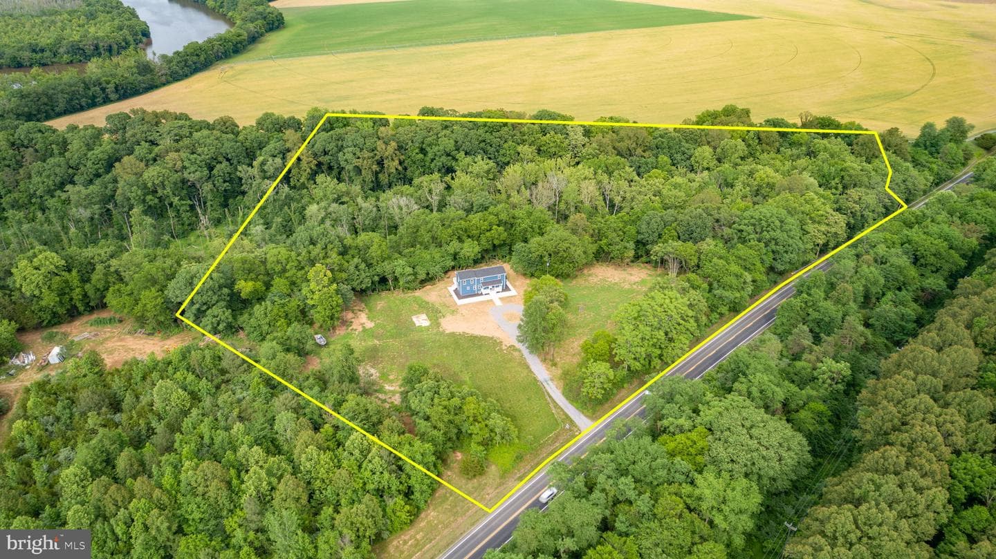 19005 Tidewater Trail photo 3