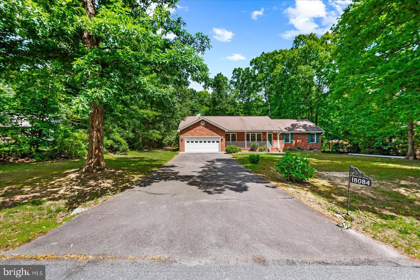 18084 Harding Drive photo 5