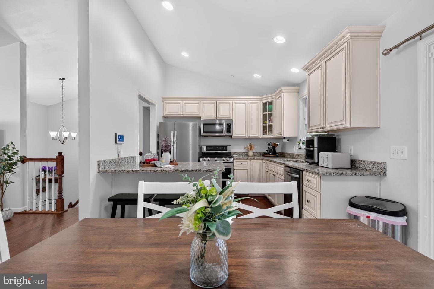 108 Waring Drive photo 8