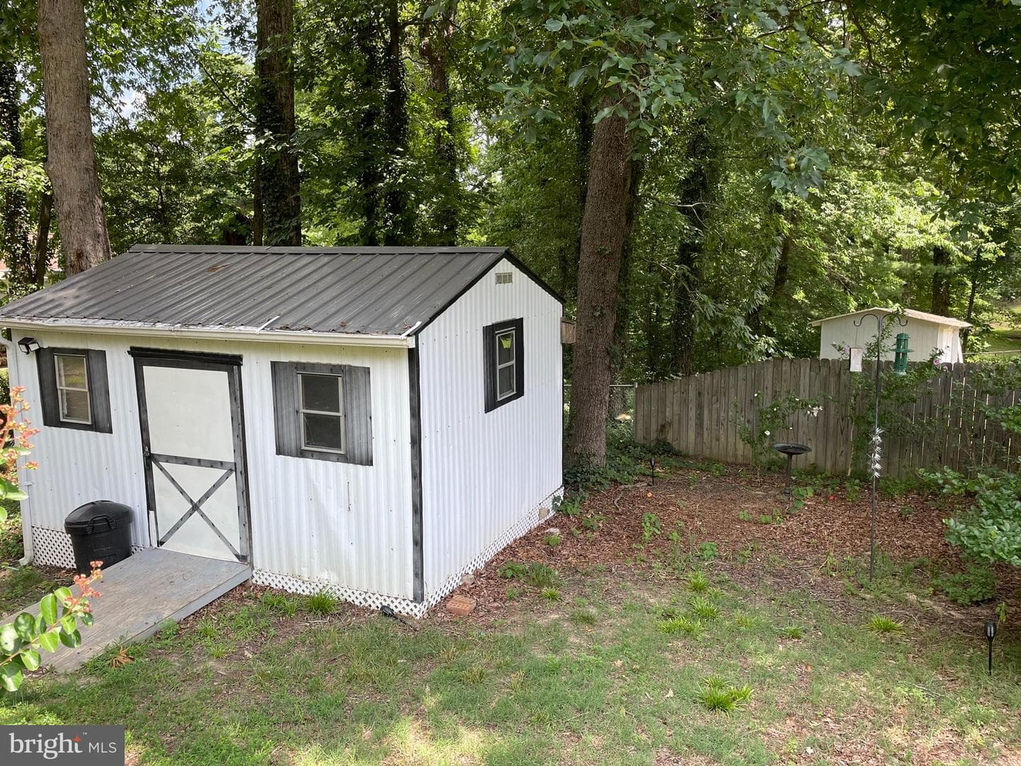 17047 Elm Street photo 5