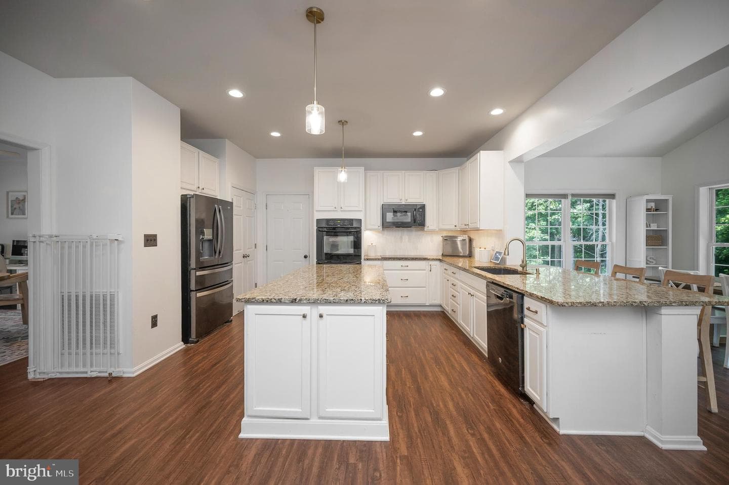 18015 Jackson Drive photo 11