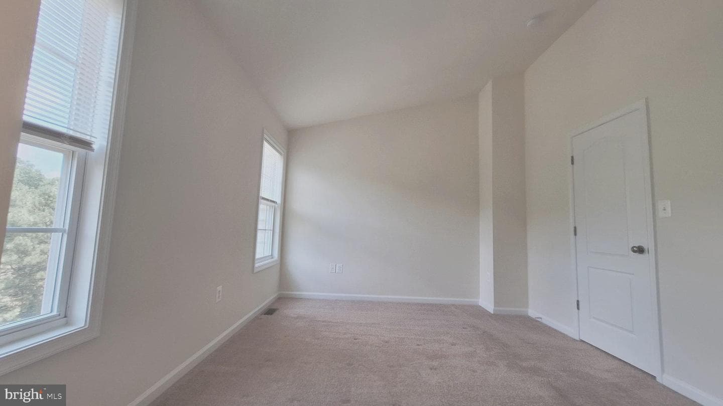 23216 Westwood Court photo 14