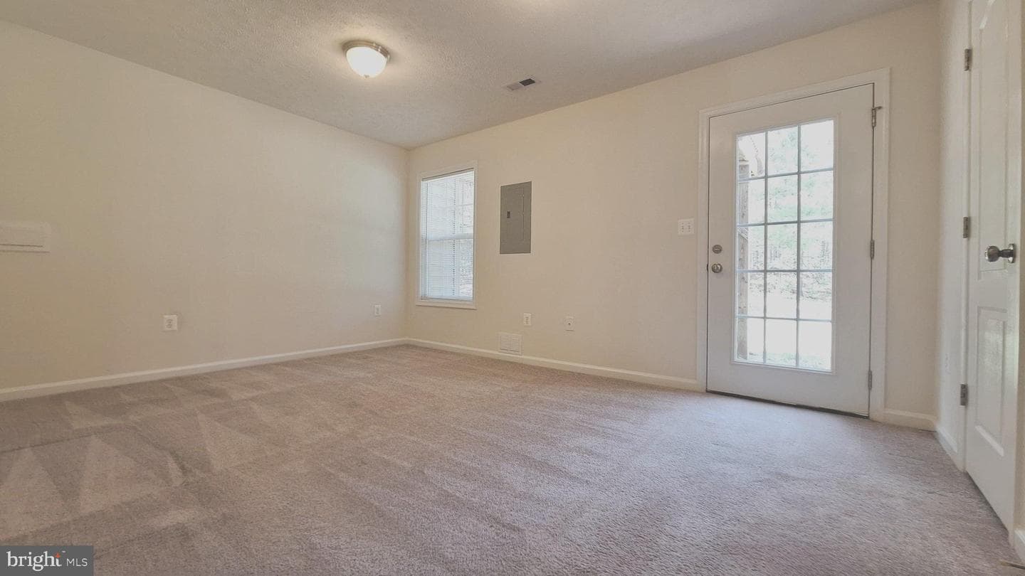 23216 Westwood Court photo 5