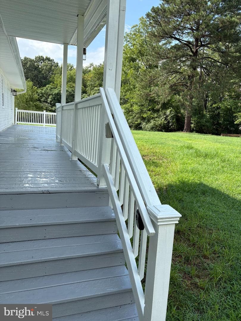 17263 New Baltimore Road photo 4