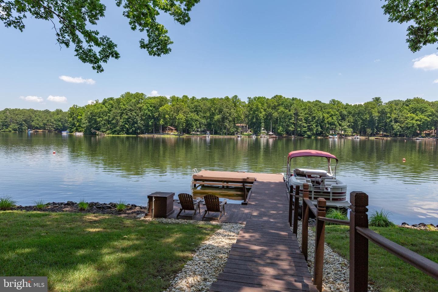 280 Lake Caroline Drive photo 7