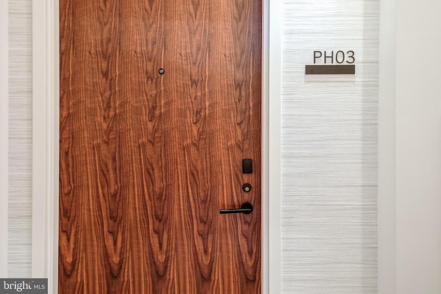 255 W. Falls Station Boulevard #ph3 photo 4