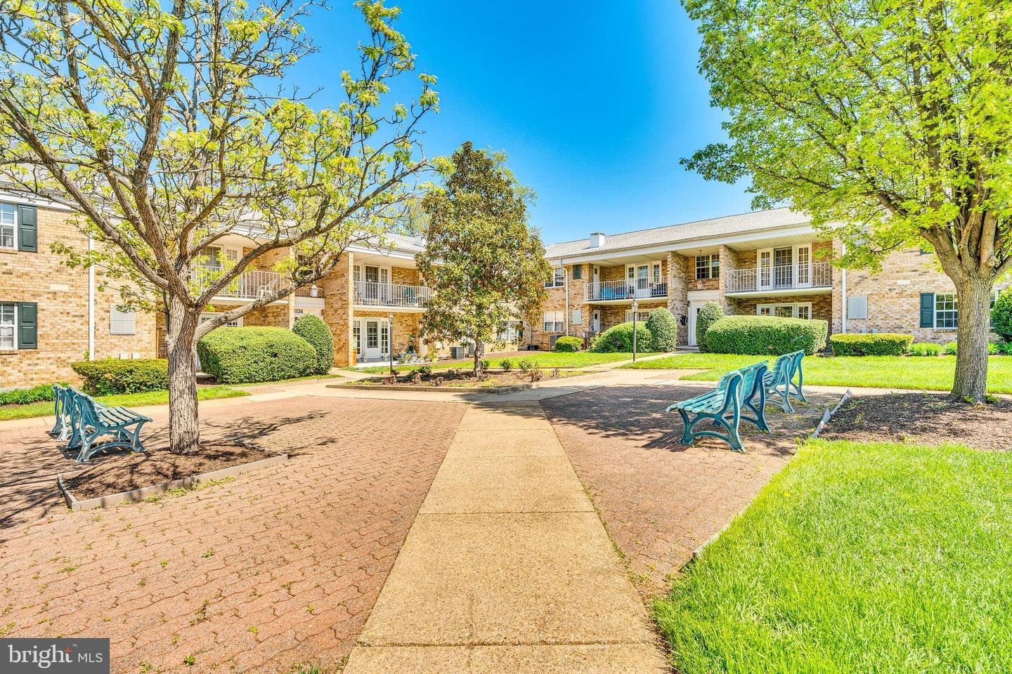 1134 S Washington Street #t1 photo 33