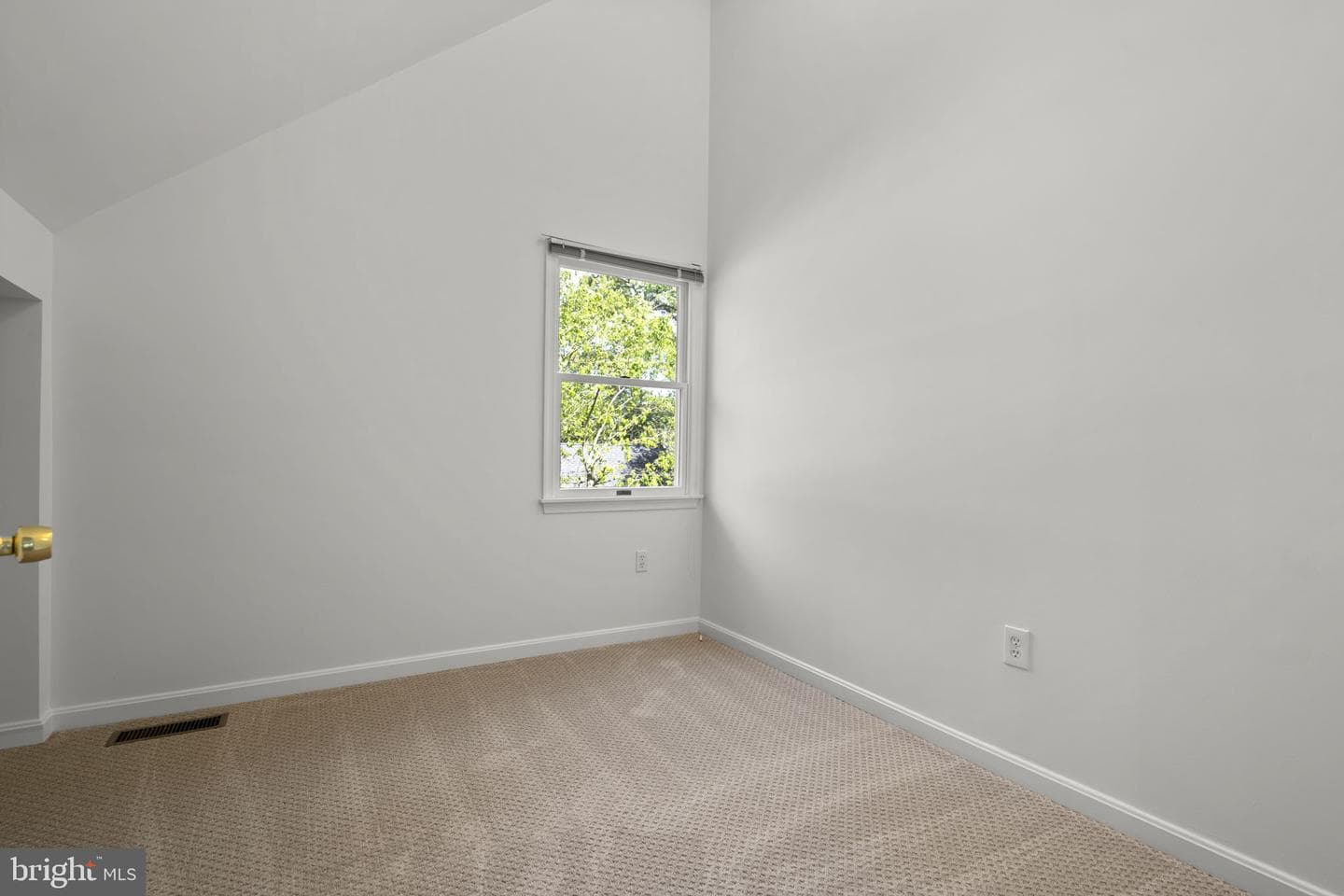 403 N West Street photo 46