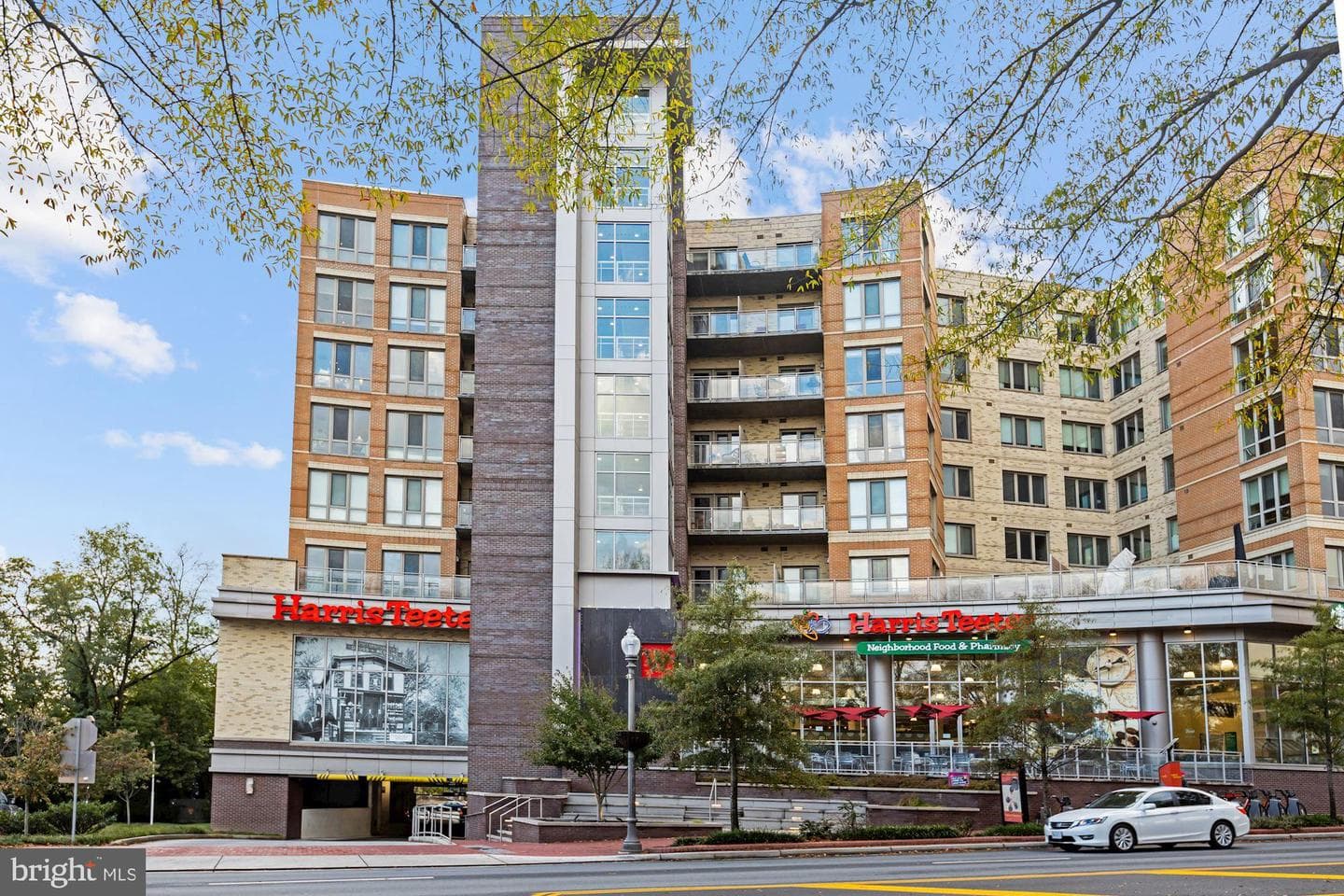 444 W Broad Street #230 photo 51
