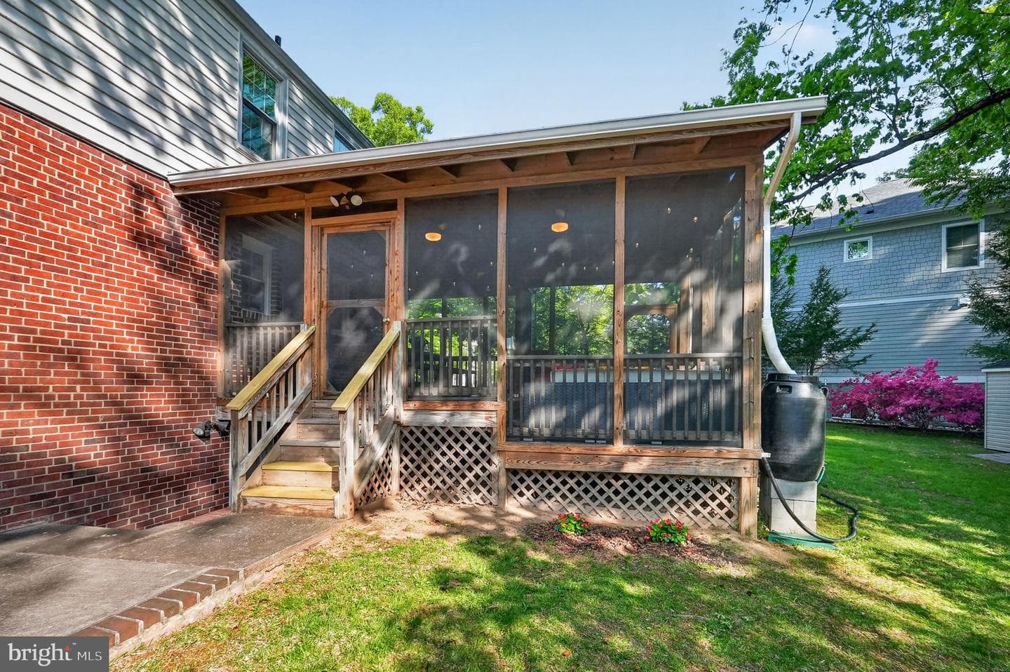 312 Lincoln Avenue photo 24