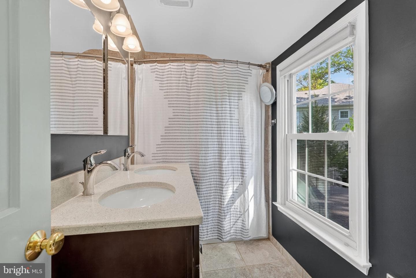 312 Lincoln Avenue photo 34