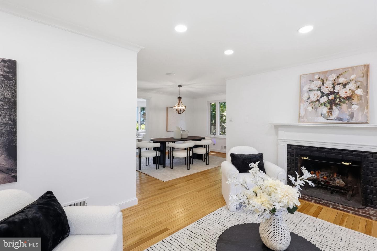 503 Dorchester Road photo 5