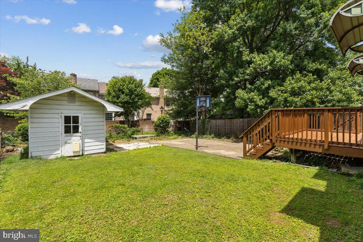202 S Cherry Street photo 34