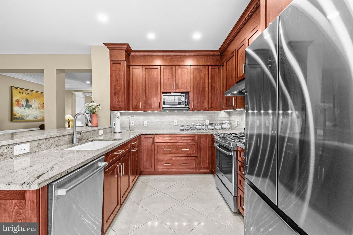 313 Hillwood Avenue photo 14