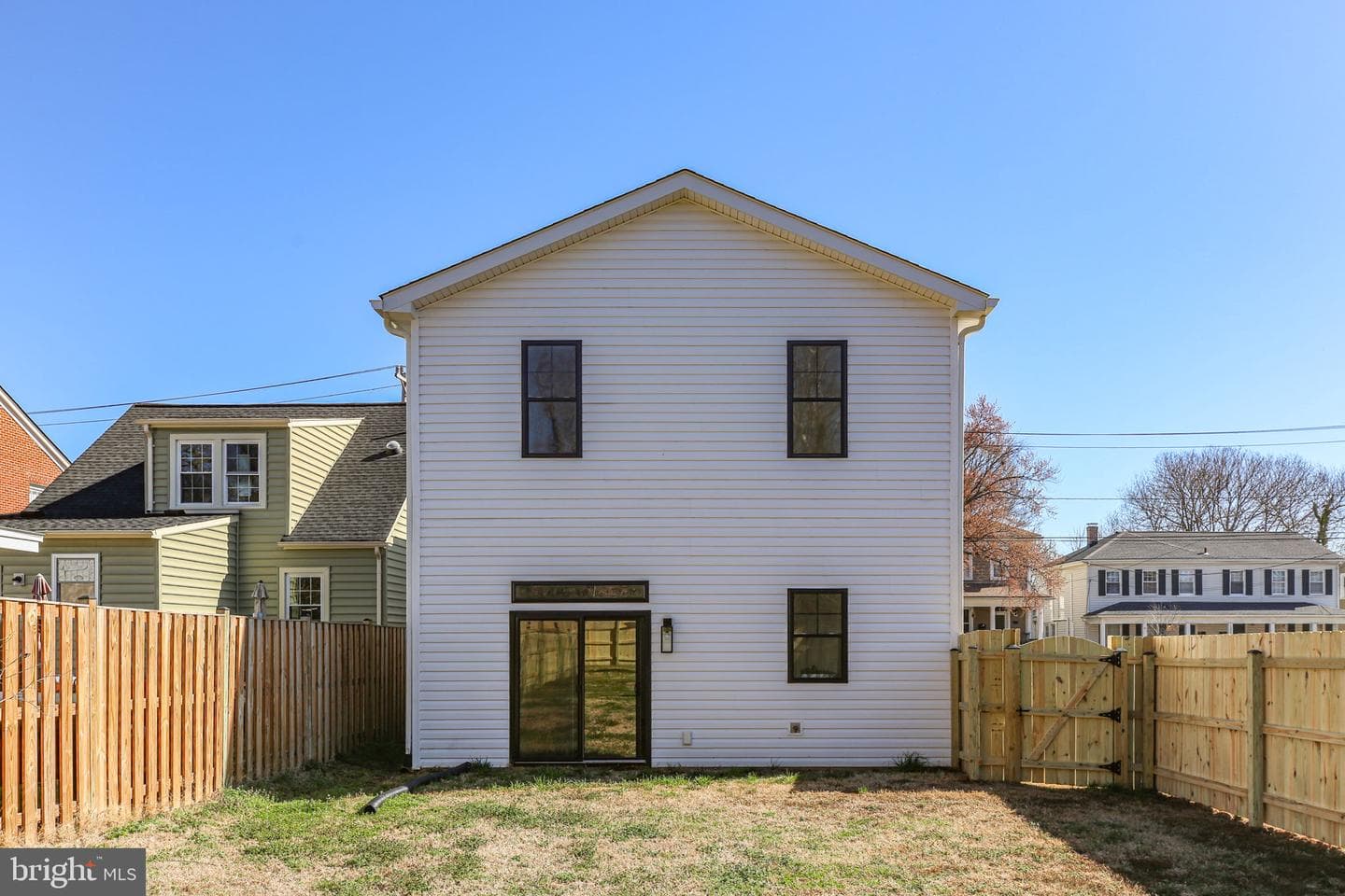 1606 Charles Street photo 44