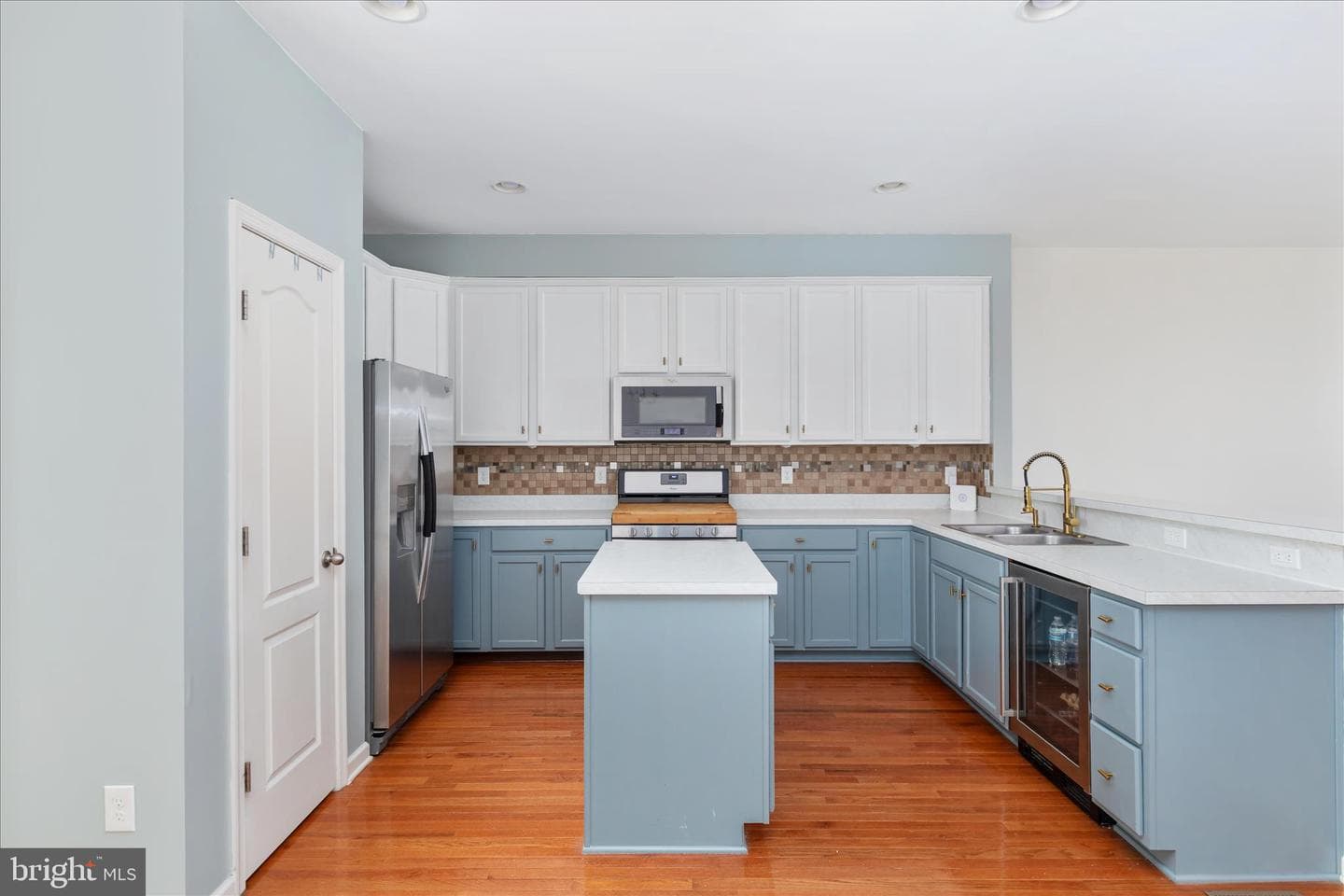 1216 Hudgins Farm Circle photo 4