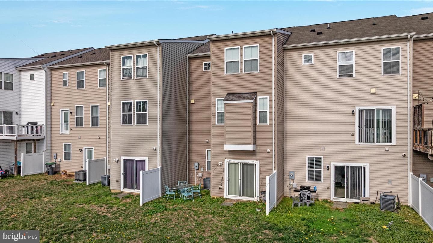 1216 Hudgins Farm Circle photo 44