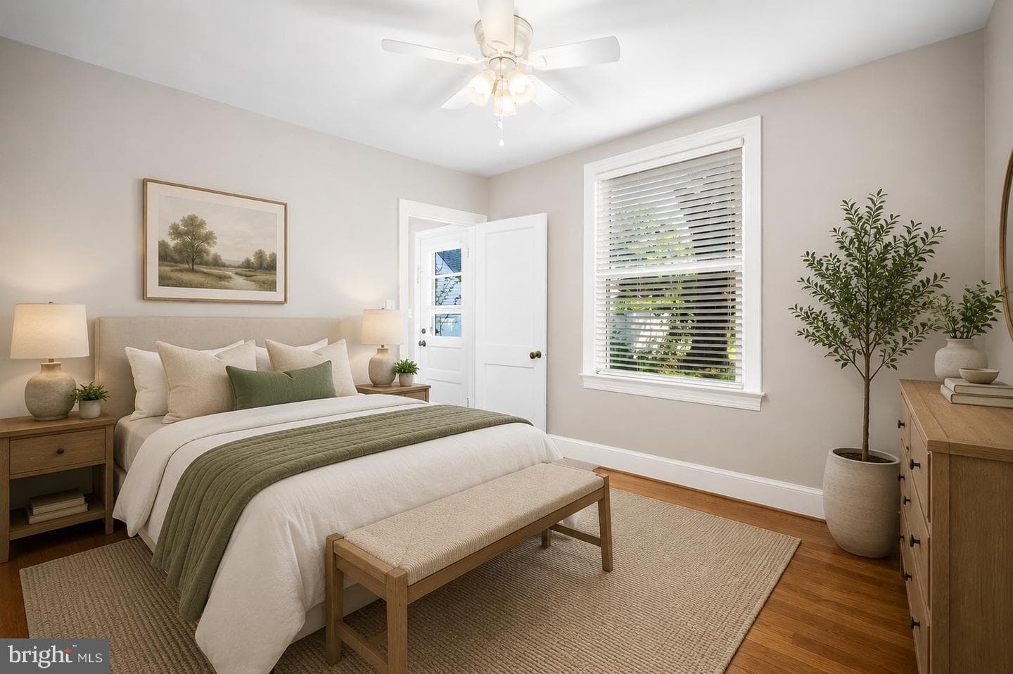 1213 Stafford Avenue photo 4