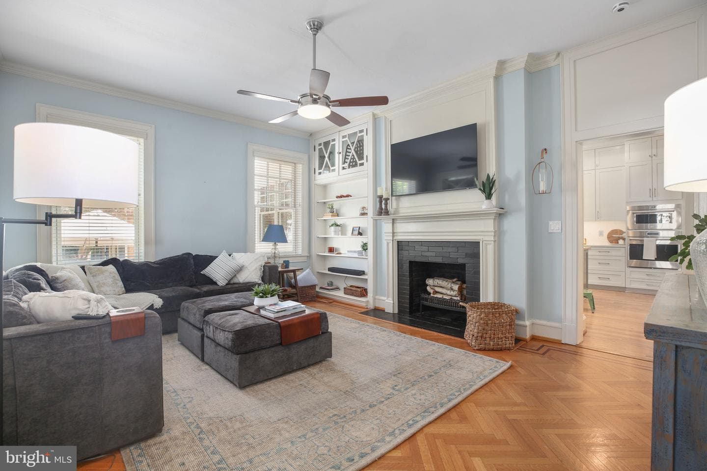 1111 Prince Edward Street photo 32